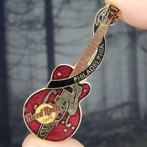 Hard Rock Cafe Philadelphia Gibson Guitar Pin